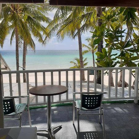 Bluewaves Beach House Balabag  Екстериор снимка