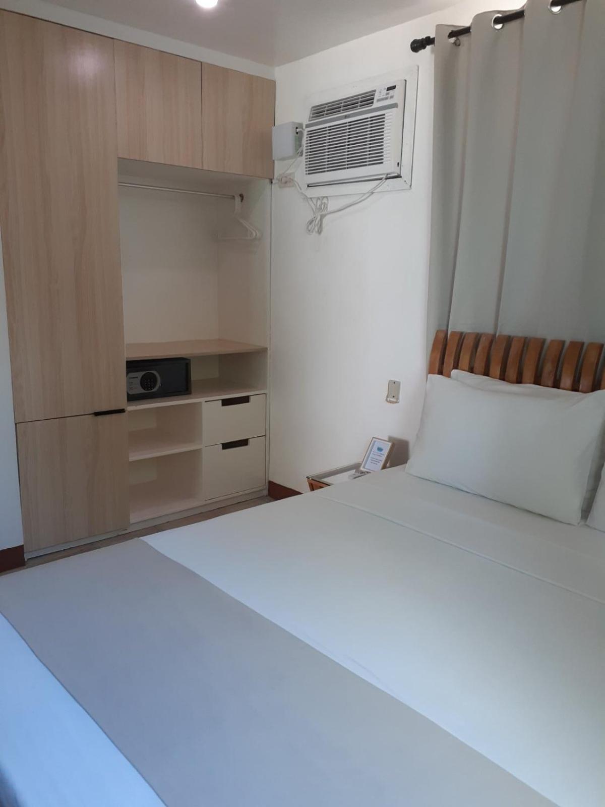 Bluewaves Beach House Balabag  Екстериор снимка